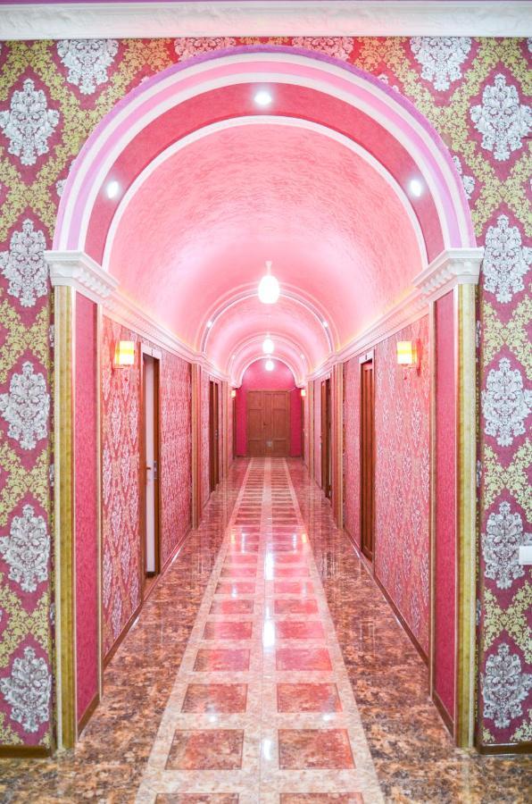 Отель Занжезур Горис Экстерьер фото